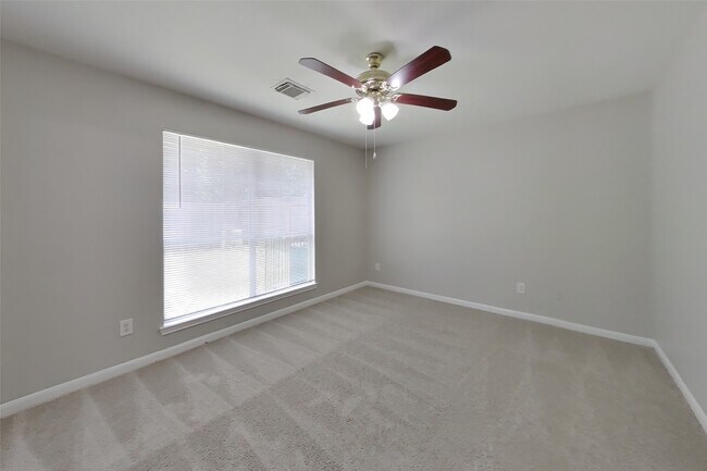 Building Photo - 8707 Texas Acorn Ave