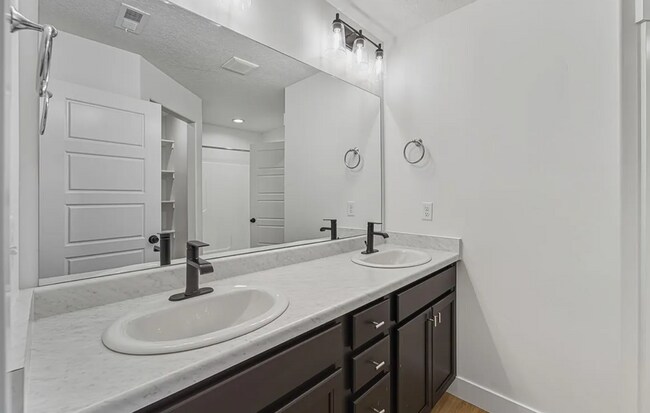Building Photo - 4543 W Watchmen Wy