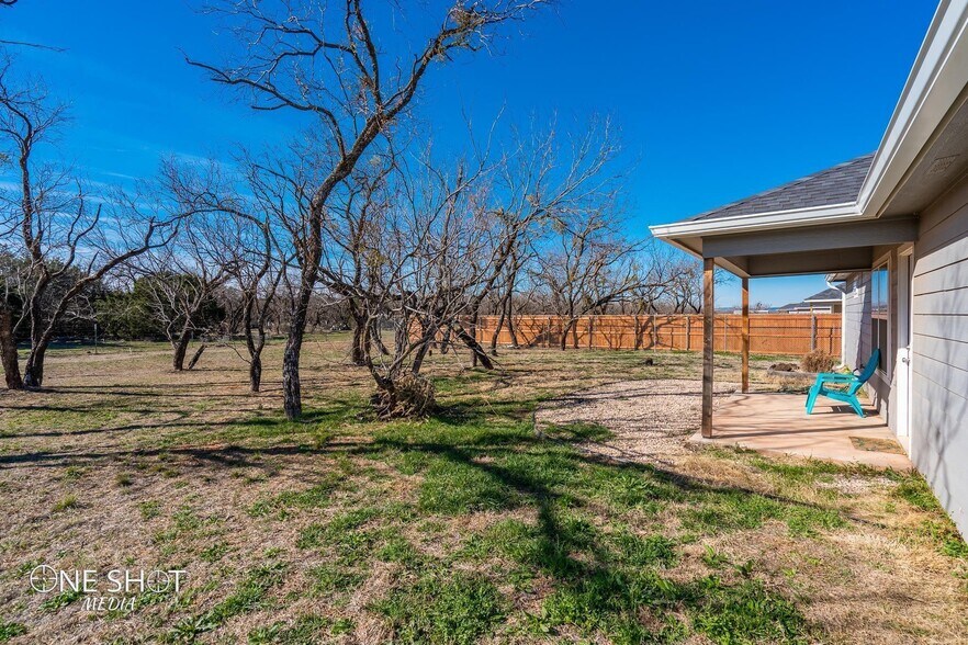Building Photo - 329 Hog Eye Rd