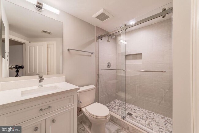 Building Photo - 1472 Carrington Ridge Ln