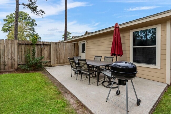 Building Photo - 620 Foster St