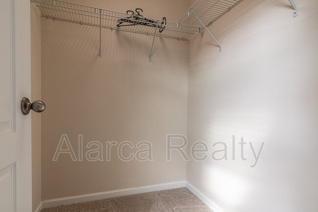 Building Photo - 127 Blossom Ridge Dr