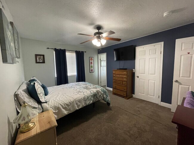 Building Photo - 5942 S 3975 W