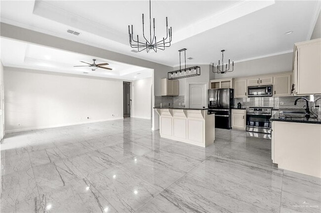 Building Photo - 1104 N Boston College Dr