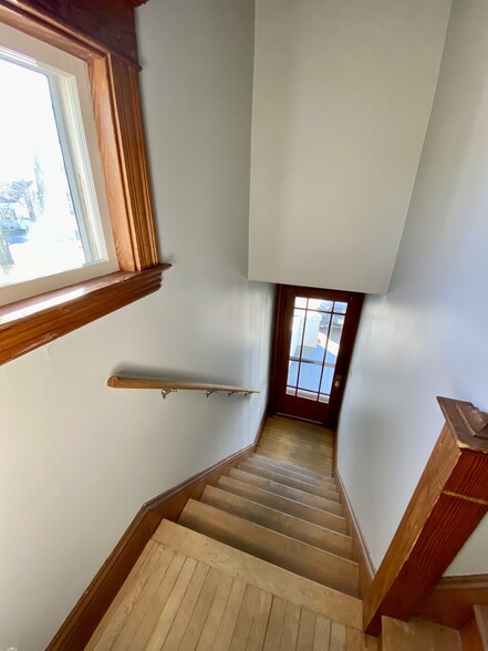Building Photo - 46 Eighth St