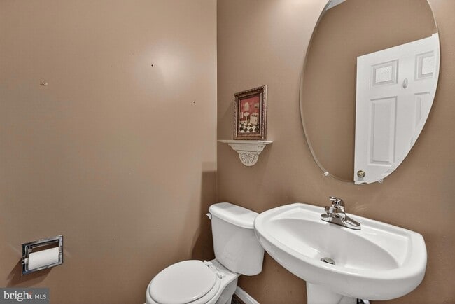 Building Photo - 2572 Carrington Way