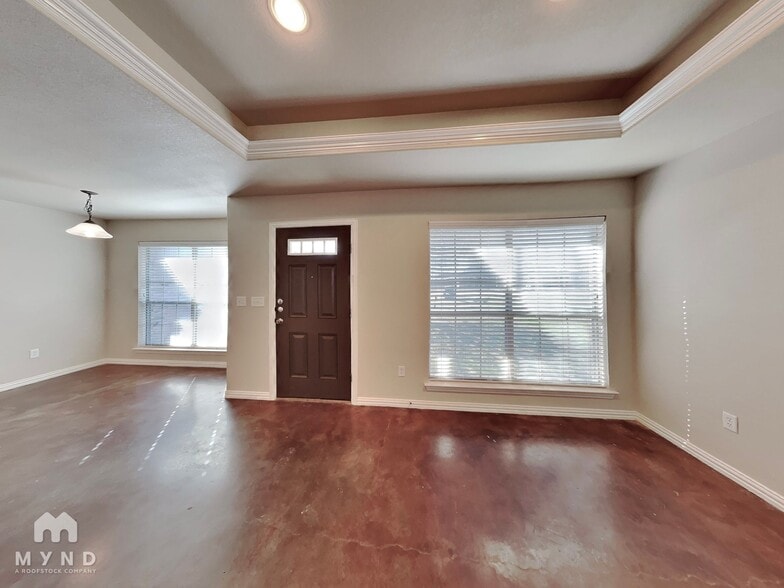 Building Photo - 125 Jolin Ln