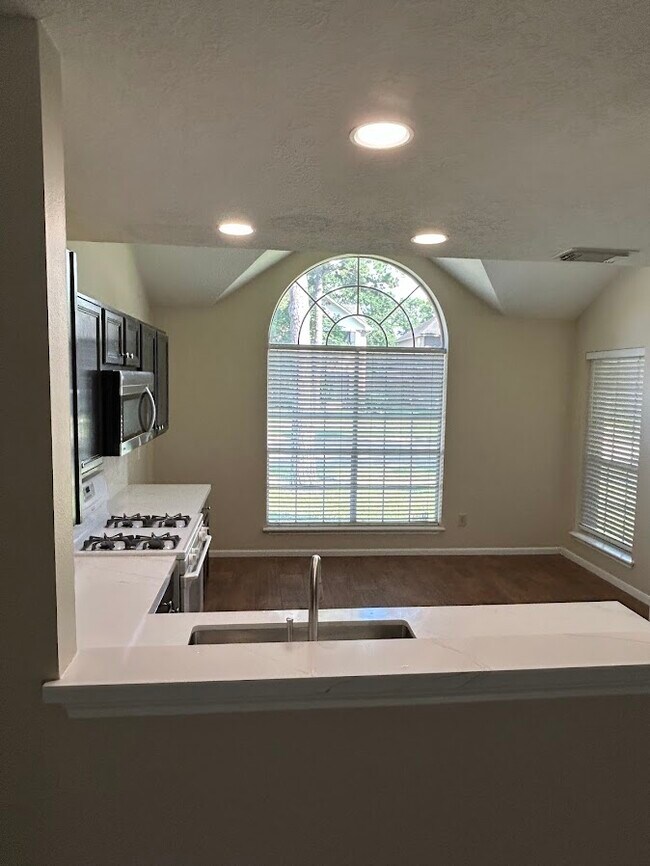 Building Photo - 14518 Cypress Green Dr