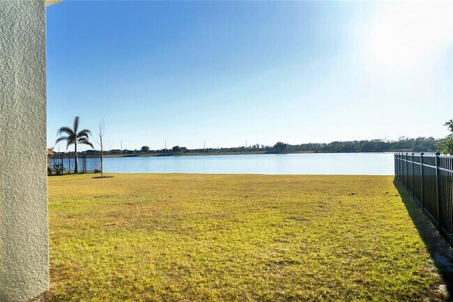 Building Photo - 3048 Ella Wy