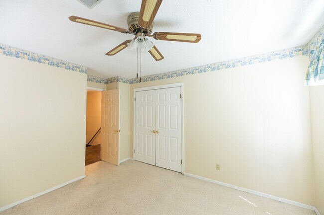 Building Photo - 5517 Robinridge Rd
