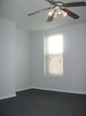 Building Photo - 1617 Christian St