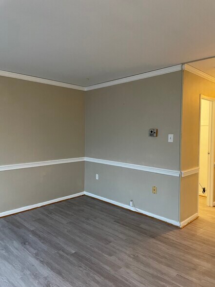 Building Photo - 10500 ROCKVILLE Pike