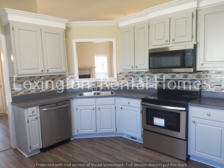 Building Photo - 106 Maguire Dr