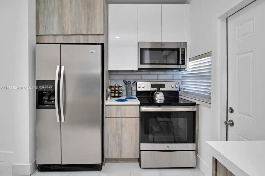 Primary Photo - 2228 SW 58th Ct