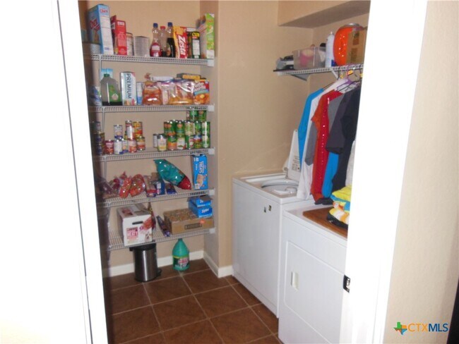 Building Photo - 2147 Brinkley Dr