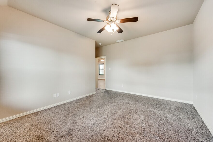 Building Photo - 200 Irick Ct