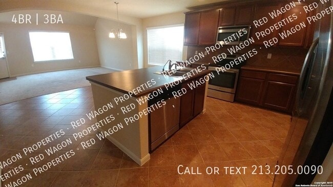 Building Photo - 5906 Cielo Ranch