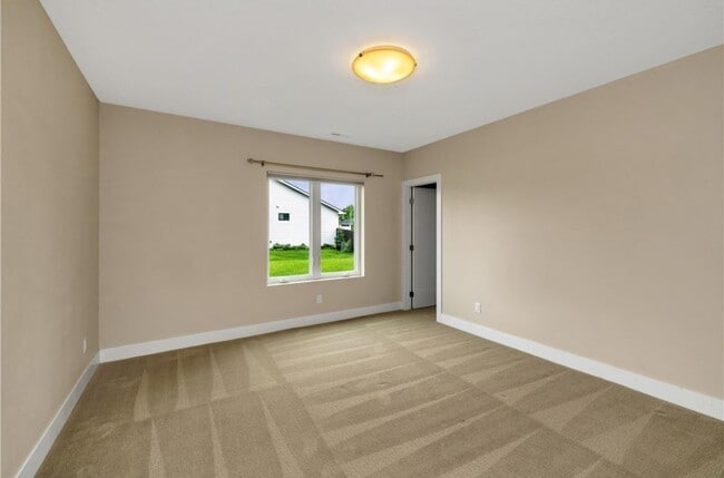 Building Photo - 824 83rd St