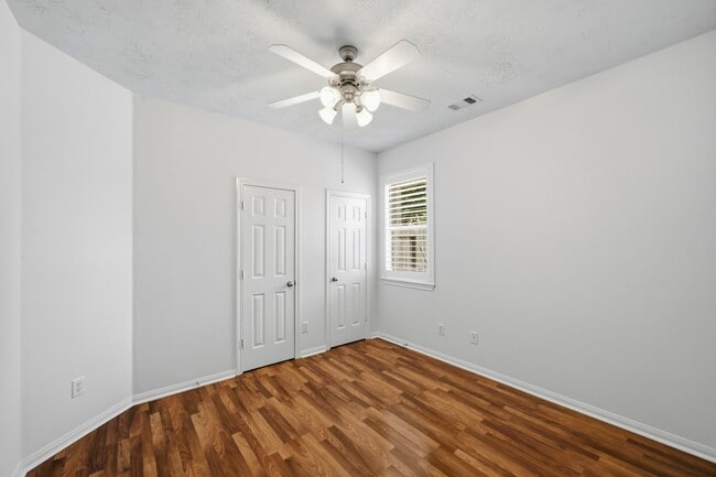 Building Photo - 17126 Sheffield Knoll Ln