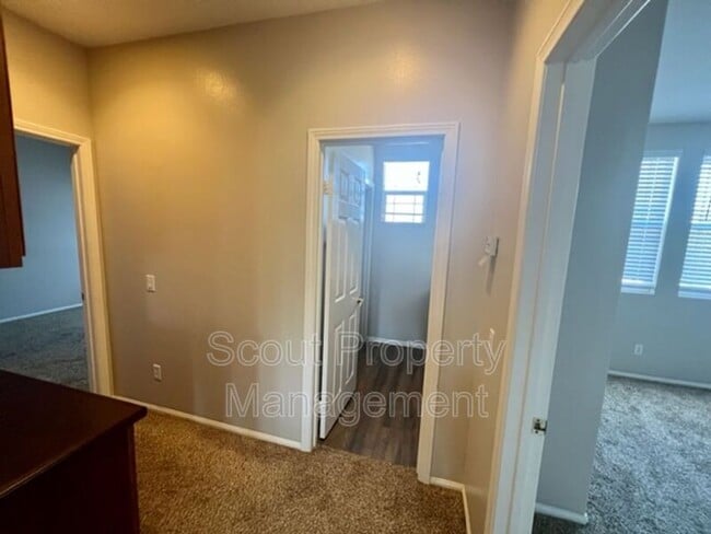 Building Photo - 45602 Magnolia Pl