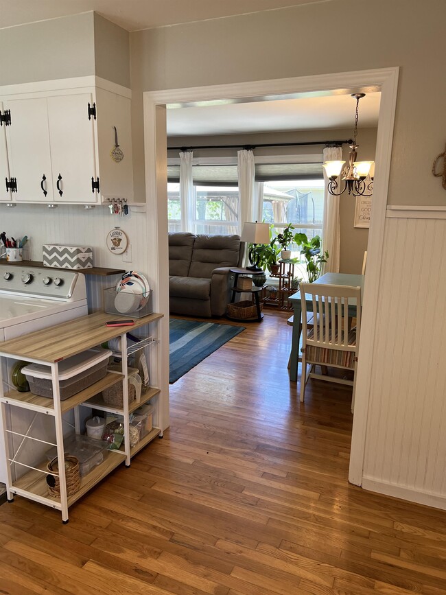 Building Photo - 601 E McKissock St