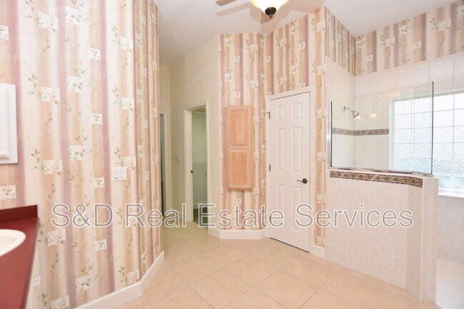 Building Photo - 4435 Winding Oaks Cir