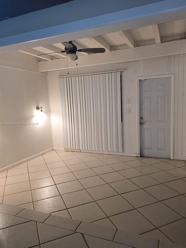 Building Photo - 1752 NW 74th Ave