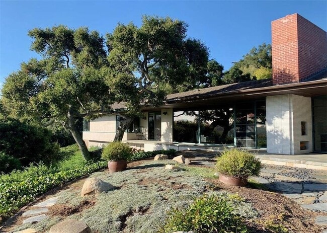 Building Photo - 950 Monte Dr