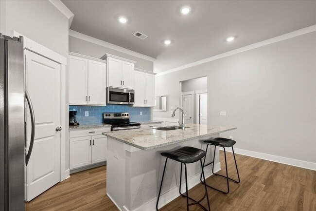 Building Photo - 2093 Firelight Wy
