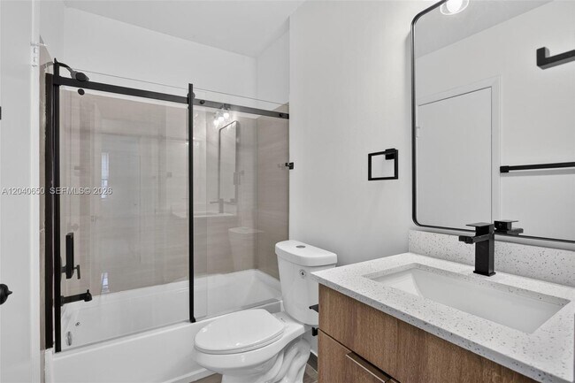 Building Photo - 2830 Coral Springs Dr