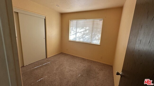 Building Photo - 2100 Zermatt Dr