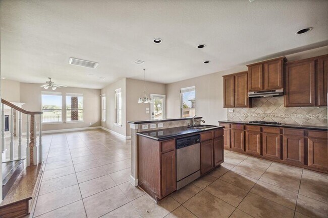 Building Photo - 25910 Celtic Terrace Dr
