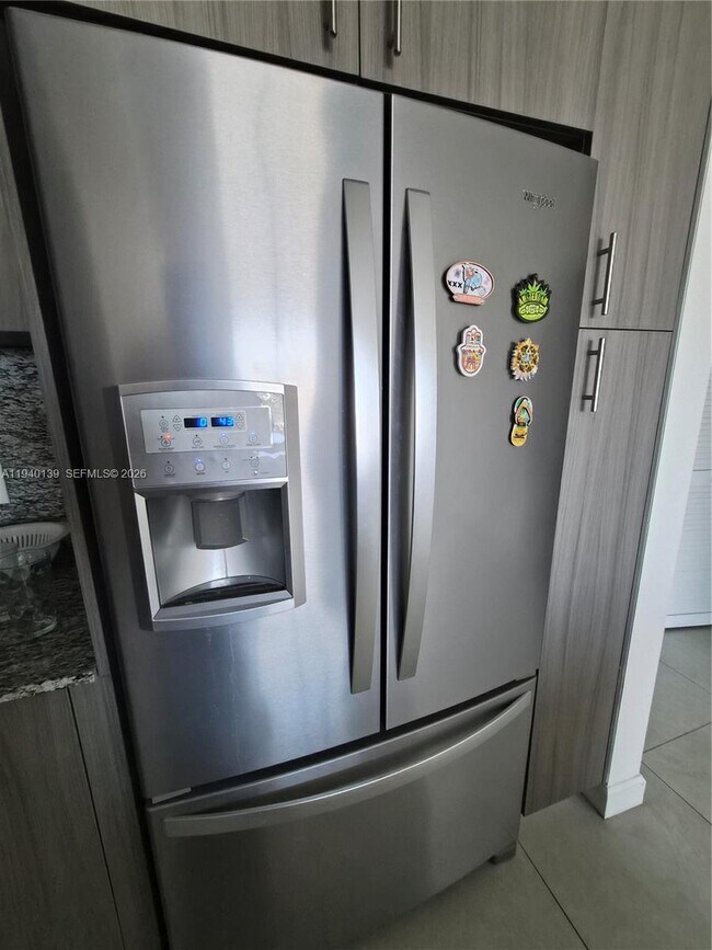 Building Photo - 5350 NW 84th Ave