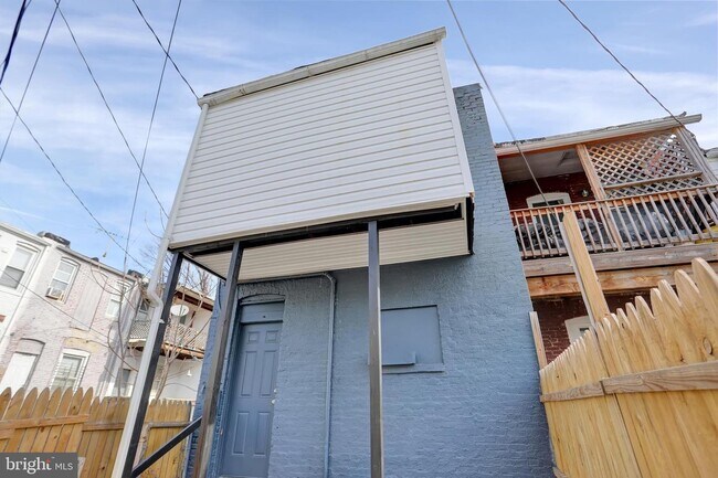 Building Photo - 426 N Belnord Ave