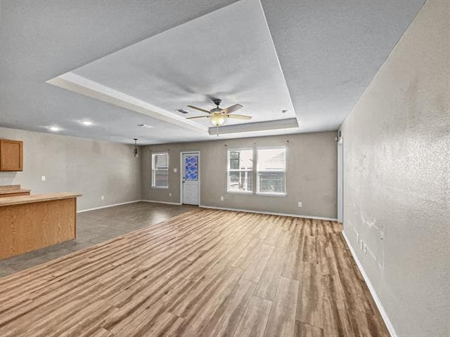 Building Photo - 5841 Mirror Ridge Dr