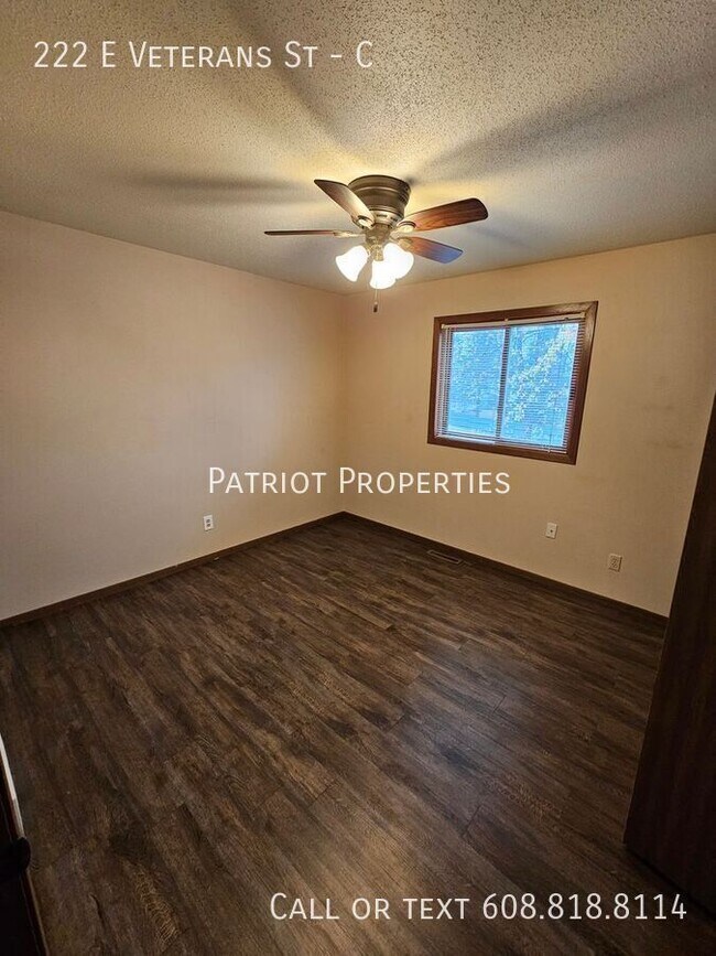 Building Photo - 222 E Veterans St