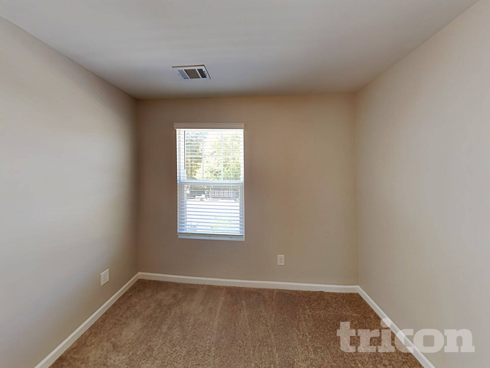 Building Photo - 11877 Fuller St