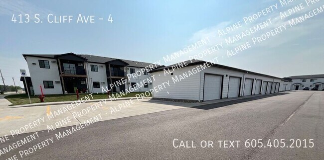 Building Photo - 413 S Cliff Ave