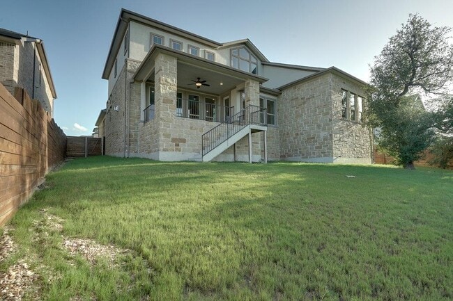 Building Photo - 16916 Sanglier Dr