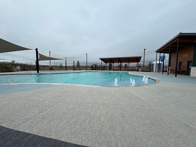 Building Photo - 109 Little Sparklers Lp