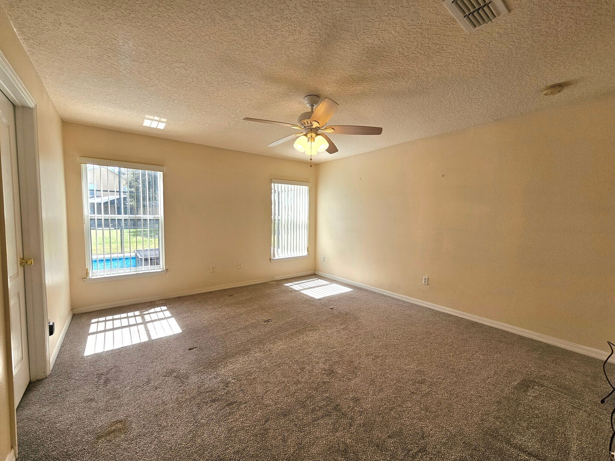 Building Photo - 297 Blue Jay Way