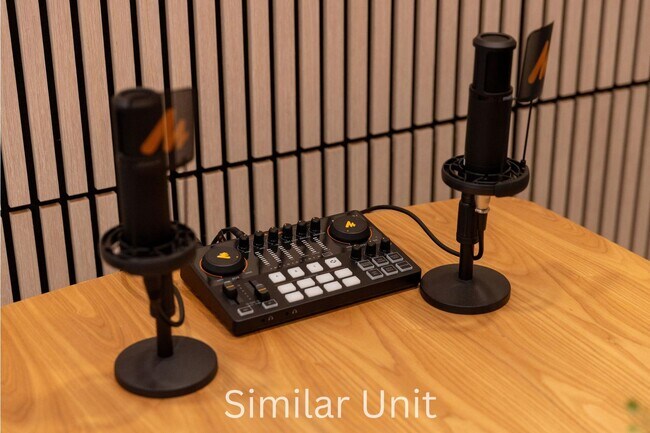 Building Photo - 5 Captiva Ln