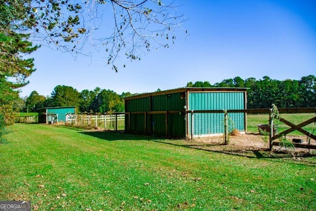 Building Photo - 105 Fuller Dr