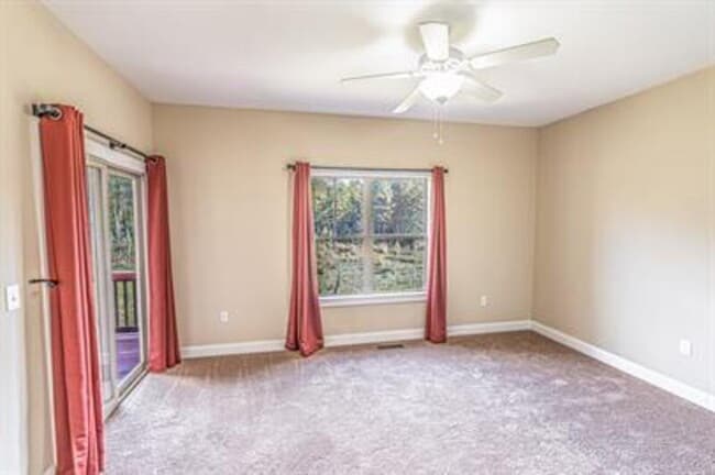 Building Photo - 90 Cypress Cir