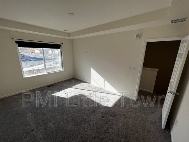 Building Photo - 23588 E Ida Dr