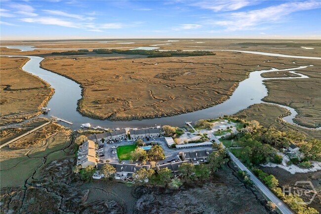 Building Photo - 12502 Apache Ave