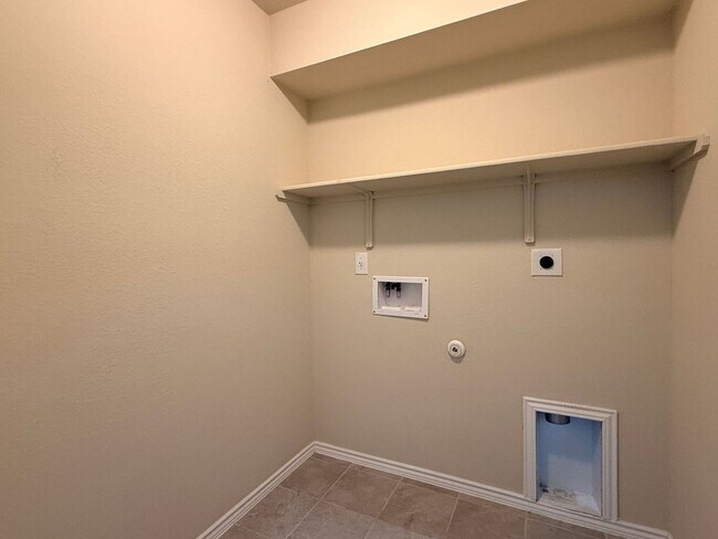 Building Photo - NEW IN MANAGEMENT - AVAILABLE NOW!