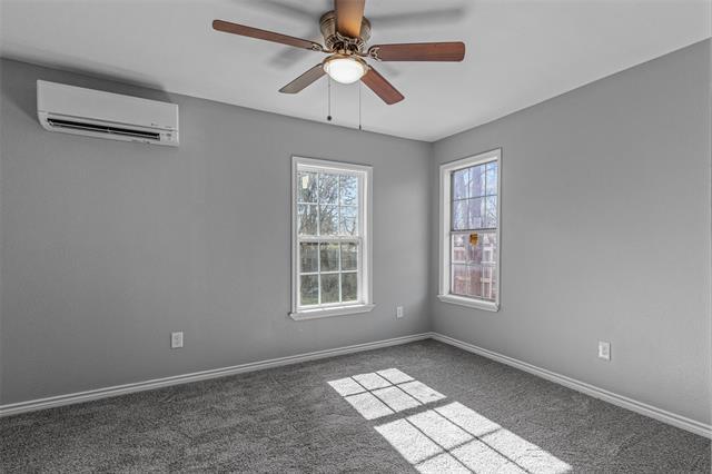Building Photo - 2706 Emmett St