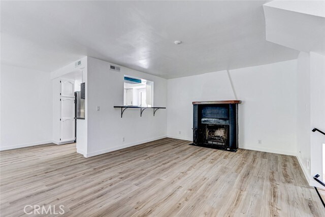 Building Photo - 107 S Helberta Ave