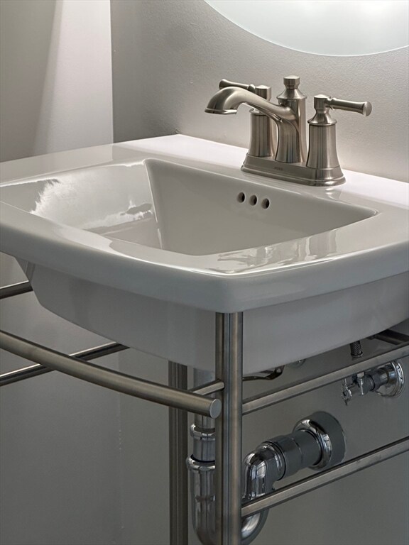 Building Photo - 133 Salem St